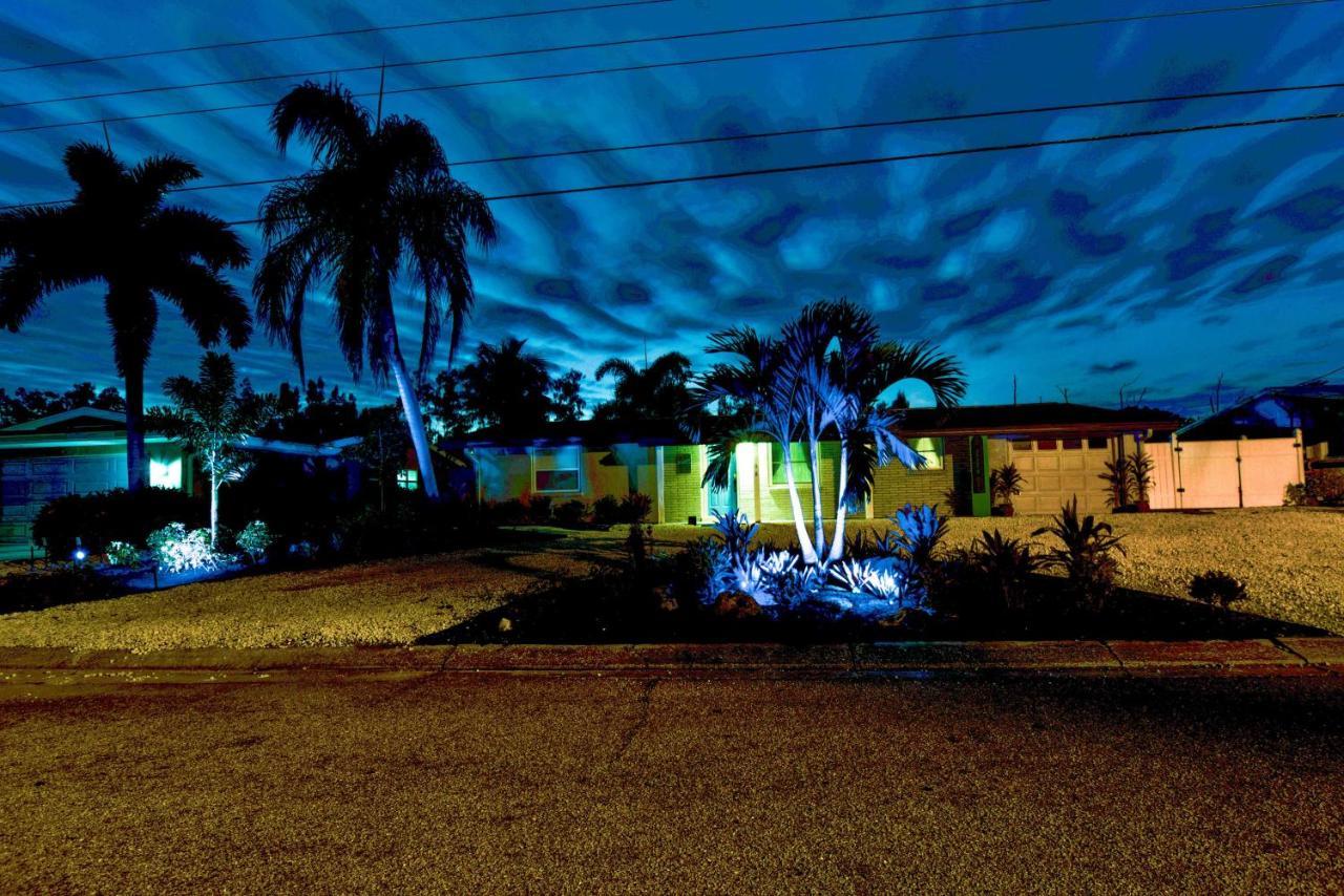 Waterfront Bradenton Home Heated Pool And Fire Pit Exterior photo