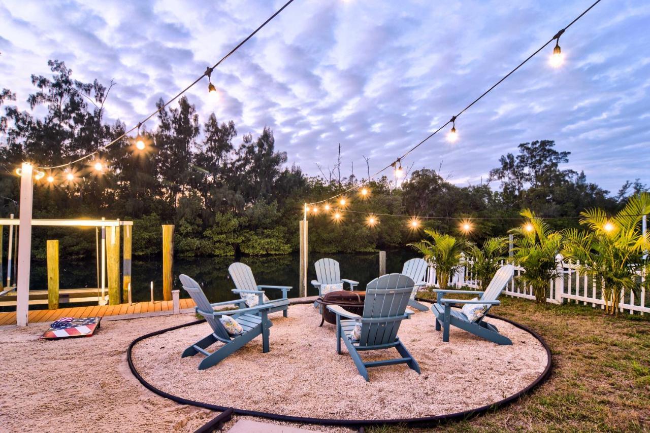 Waterfront Bradenton Home Heated Pool And Fire Pit Exterior photo
